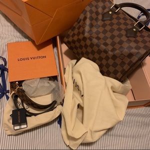 Exellent condition 100% authentic, with the box